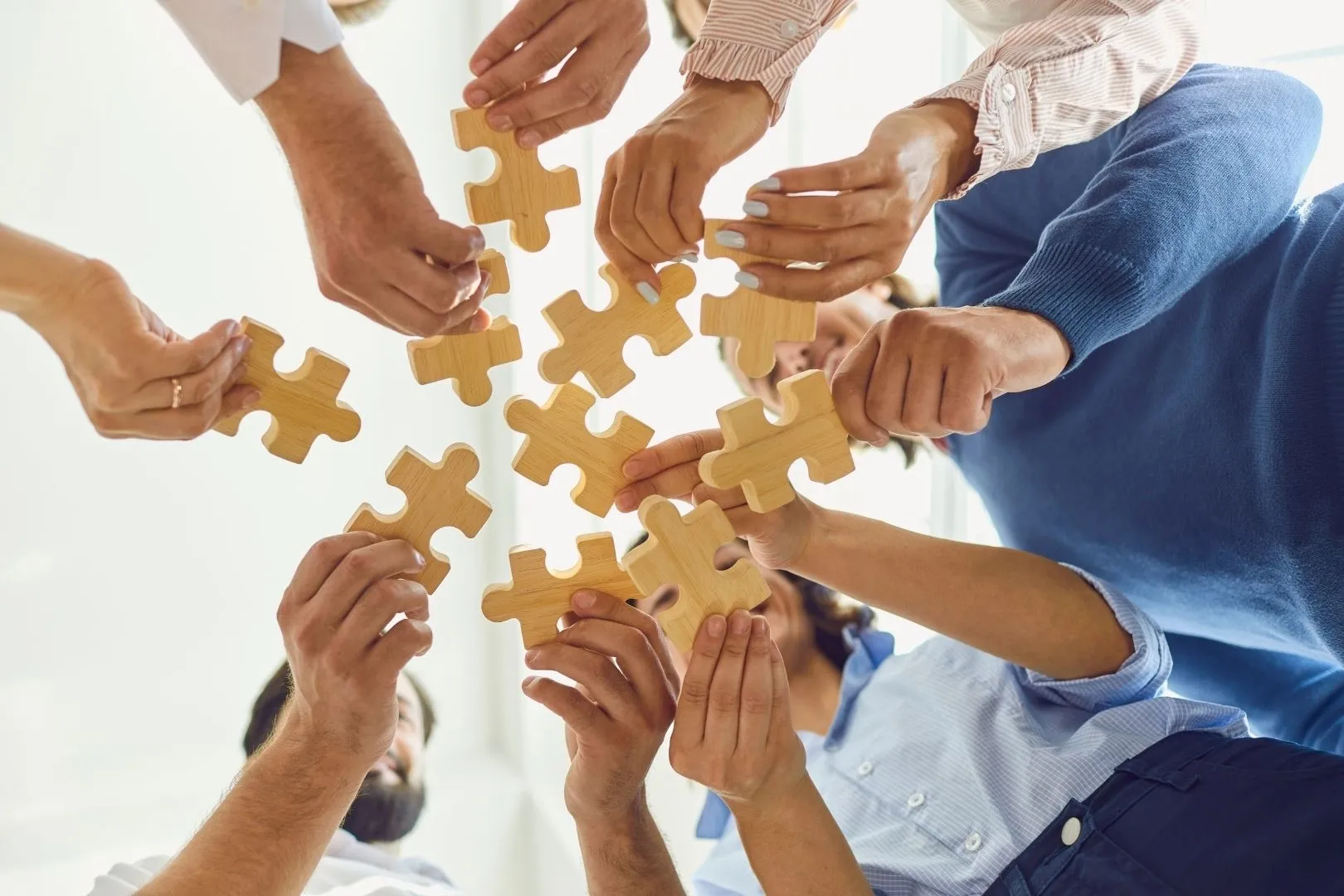 Puzzle pieces als Symbol für Partnerschaft